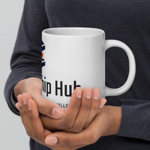 IT Leadership Hub White glossy mug